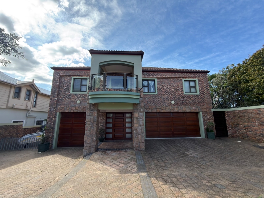 6 Bedroom Property for Sale in West Bank Eastern Cape
